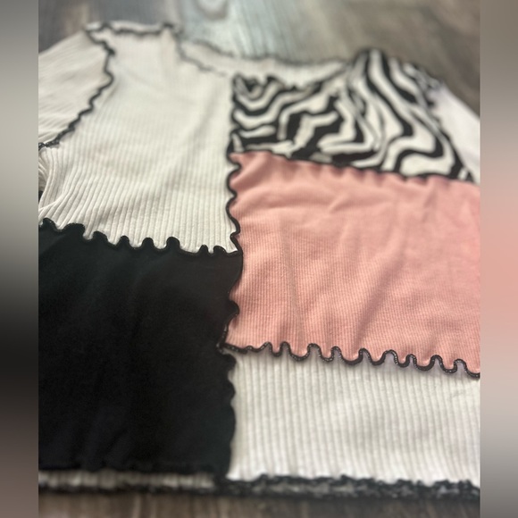 Color block tee - Picture 4 of 4